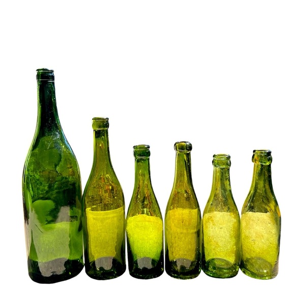 Antique Vintage Green Glass Bottles, 1910 - Picture 1 of 4